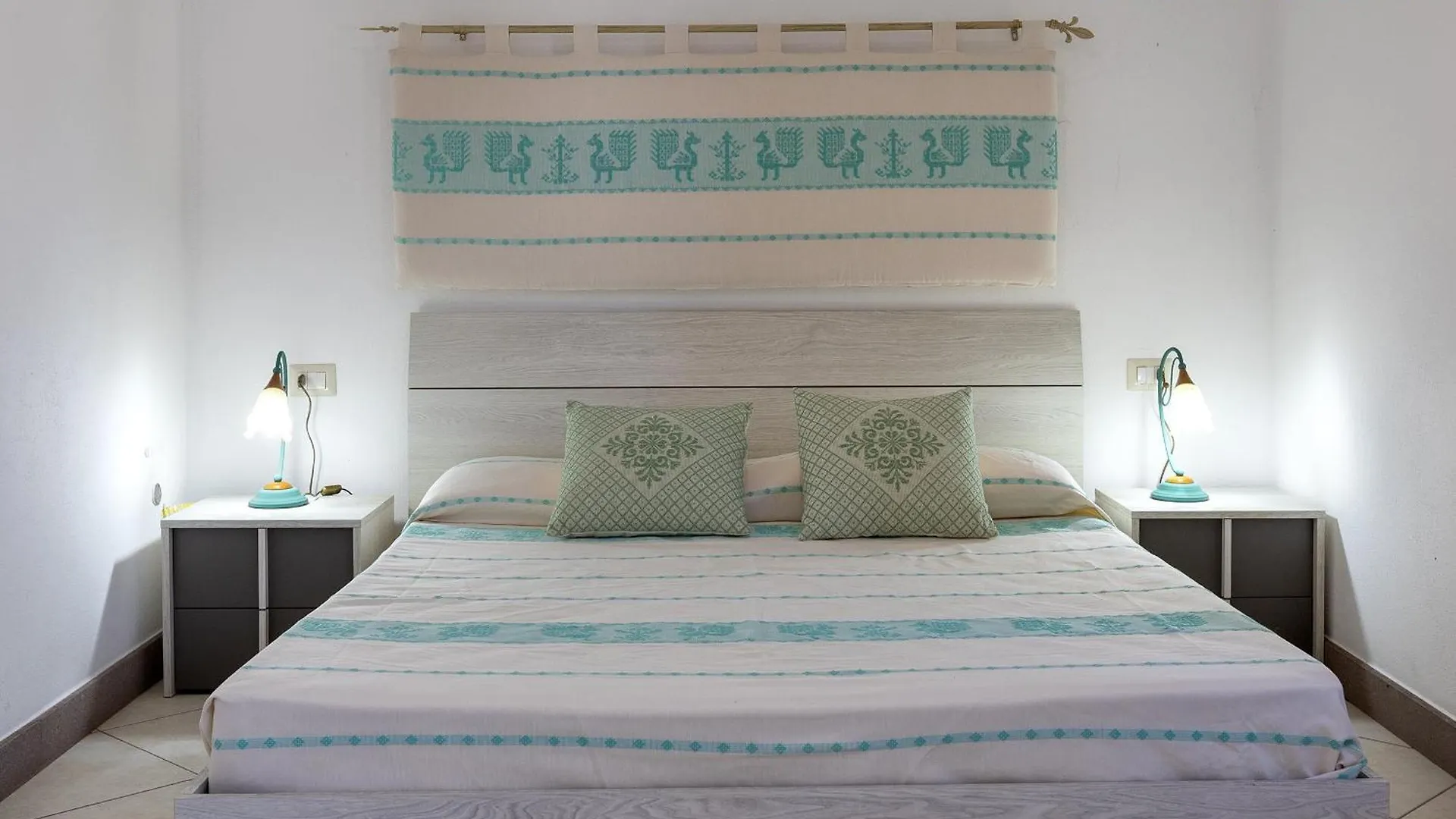 Villa Janas Luxury Villa Surrounded By Large Park, Swimming Pool, Parking And Wifi Alghero