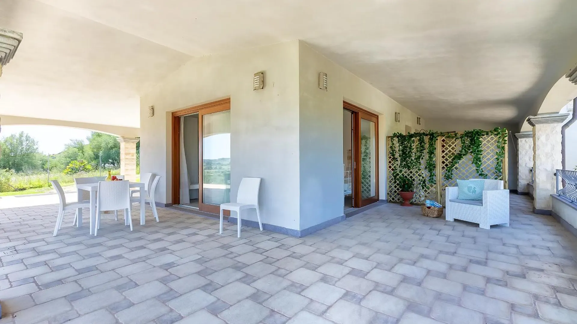 Villa Janas Luxury Villa Surrounded By Large Park, Swimming Pool, Parking And Wifi Alghero