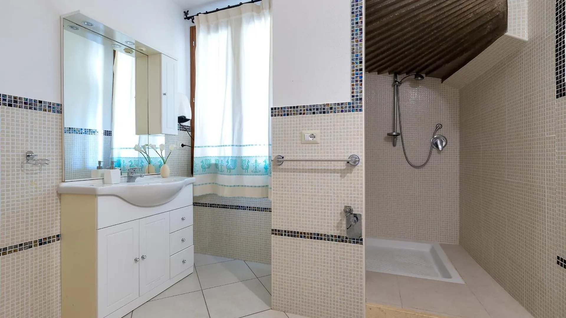 Villa Janas Luxury Villa Surrounded By Large Park, Swimming Pool, Parking And Wifi Alghero